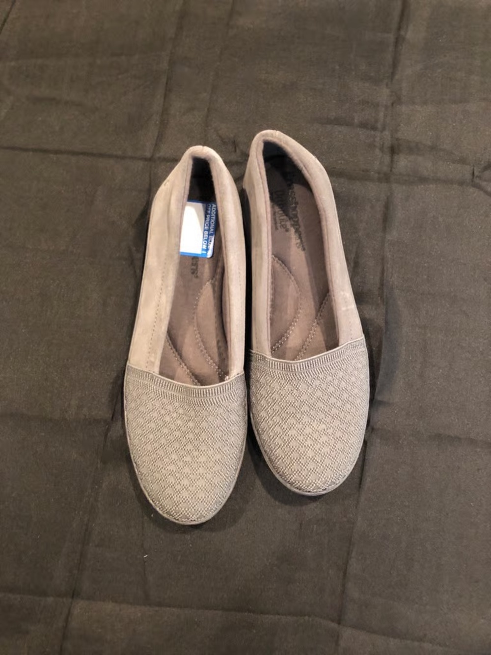 Women's Slip-On Comfort Flats in Light Gray